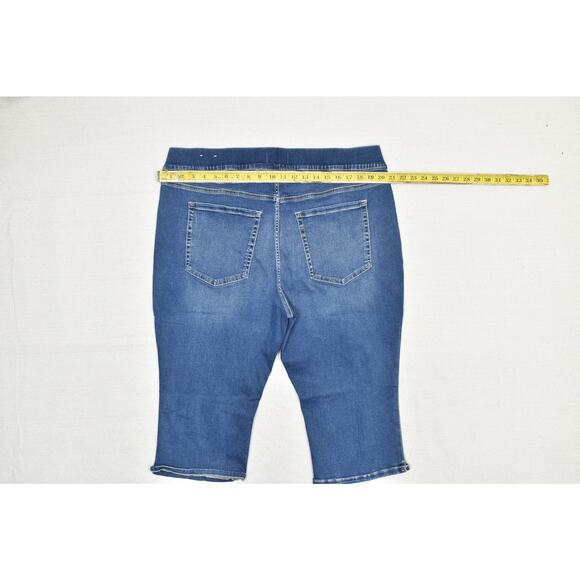 Lane Bryant Plus Size 22 Blue High-Rise Jegging Pedal Cropped Jeans - Picture 5 of 8